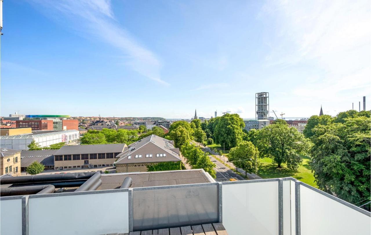Gorgeous Apartment In Aarhus C With Wifi Extérieur photo